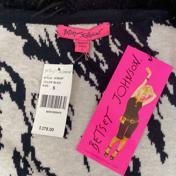 Vintage Y2K 🖤🤍 Betsey Johnson NWT Faux Fur Sweater Coat, Size Small - Picture 6 of 7